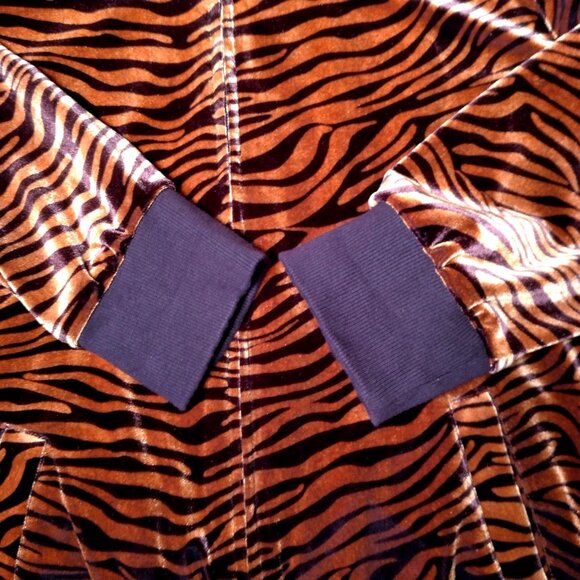 Susan Graver Sweatshirt Shirt XL Brown Velour Tiger Cat Animal Print Full Zip Up - Picture 10 of 12